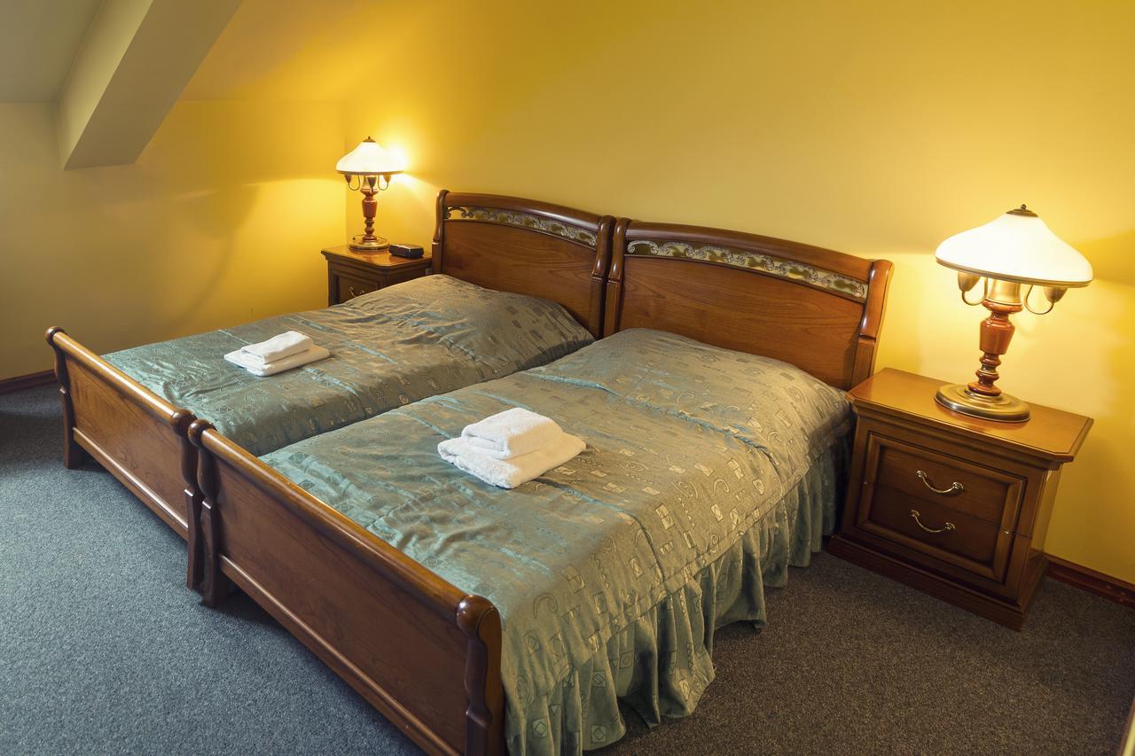 Wellness Hotel Kastiel Jaslovske Bohunice Exterior photo