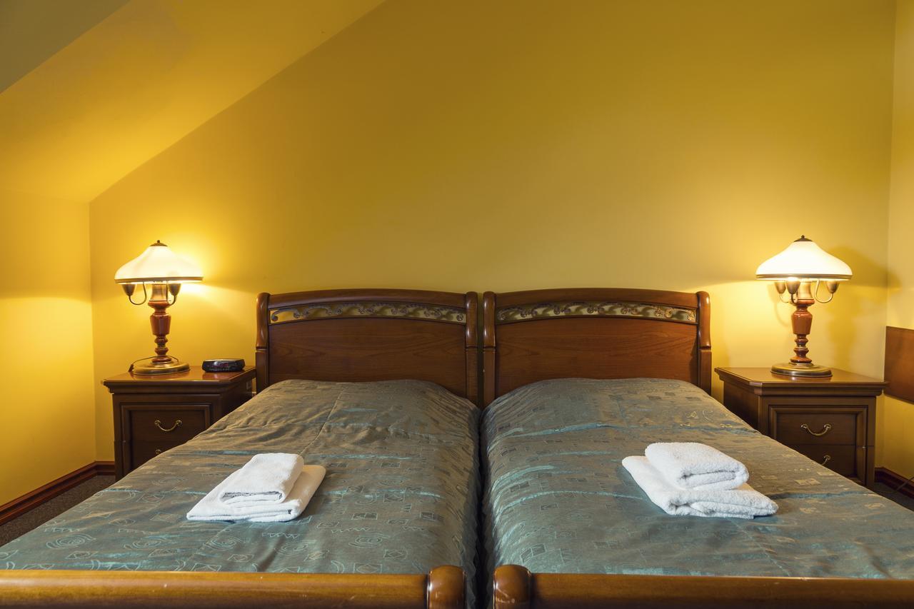 Wellness Hotel Kastiel Jaslovske Bohunice Exterior photo